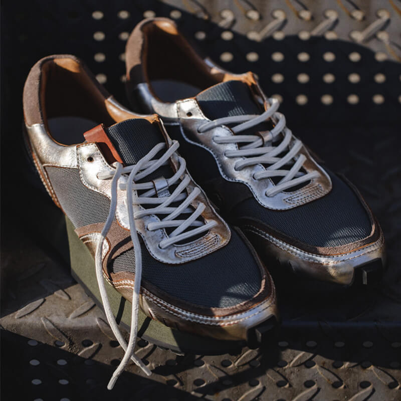 retro brown jogging shoes